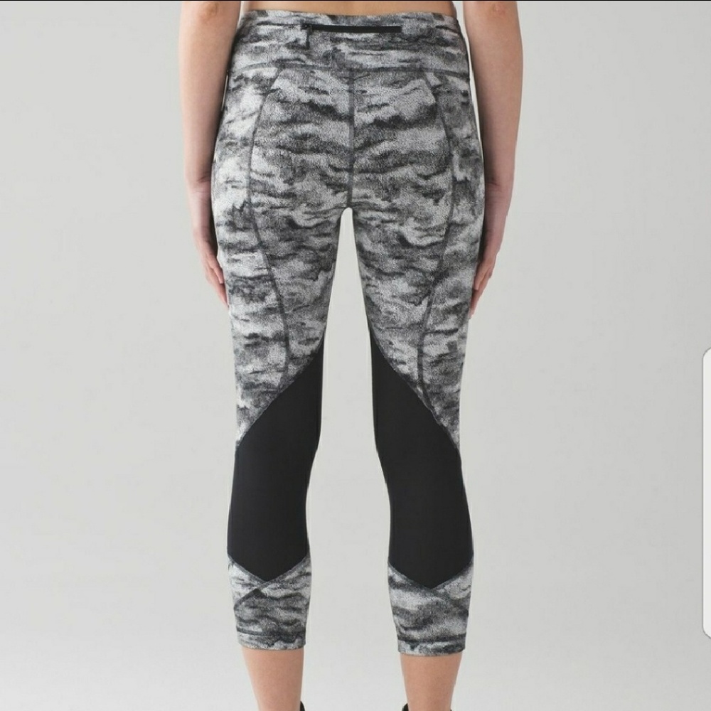 New Rare Lululemon Crops